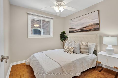 Photo 24 at 164B Edmonton Drive, Pleasant View, Toronto