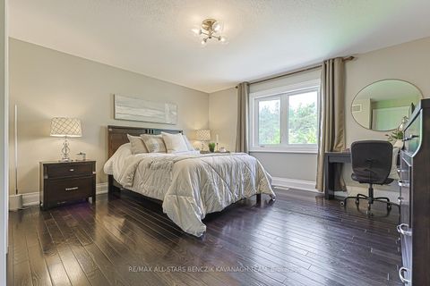 Photo 16 at 18 Wyndance Way, Rural Uxbridge, Uxbridge