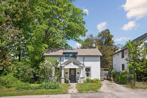Photo 0 at 37 Arnold Crescent, Mill Pond, Richmond Hill