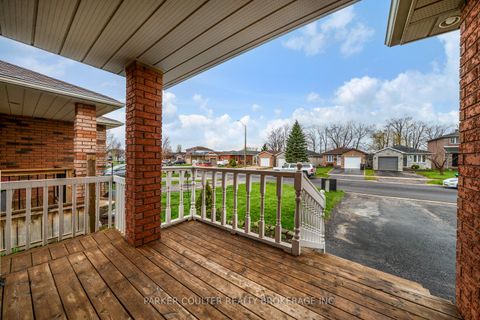 Photo 2 at 138 Benson Drive, Northwest, Barrie