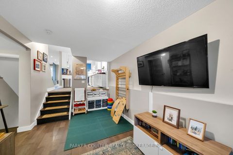 Photo 15 at 138 Benson Drive, Northwest, Barrie