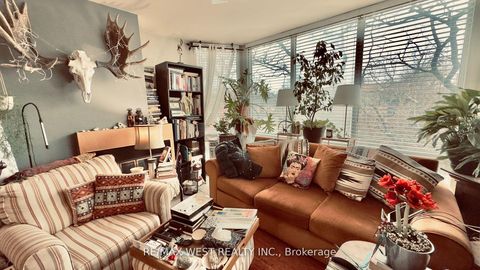 Photo 18 at 1061 Bathurst Street, Annex, Toronto