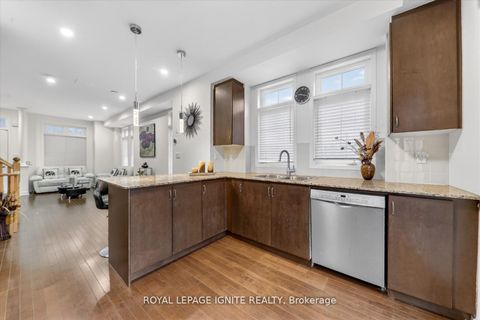 Photo 13 at 95 - 117A THE QUEENSWAY, Swansea, Toronto
