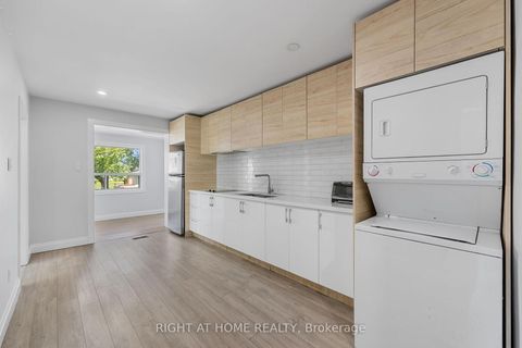 Photo 3 at 72 Katherine Road, CFB, Toronto