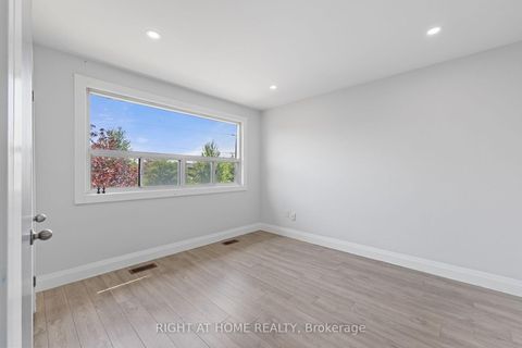 Photo 17 at 72 Katherine Road, CFB, Toronto