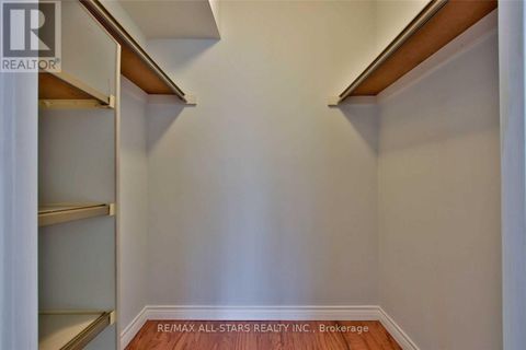 Photo 17 at 503 - 633 Bay Street, Bay Street Corridor, Toronto