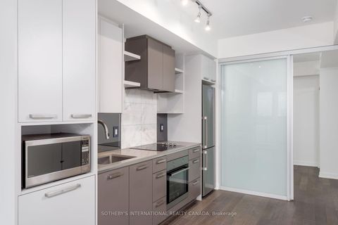 Photo 3 at 716 - 1830 Bloor Street W, High Park North, Toronto