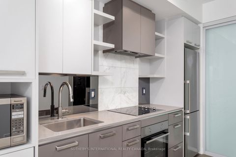 Photo 5 at 716 - 1830 Bloor Street W, High Park North, Toronto
