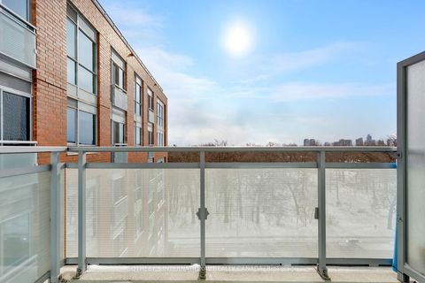 Photo 13 at 716 - 1830 Bloor Street W, High Park North, Toronto