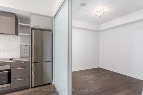 Photo 19 at 716 - 1830 Bloor Street W, High Park North, Toronto