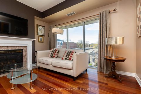 Photo 10 at 405 - 211 Randolph Road, Leaside, Toronto