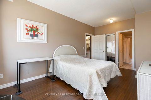 Photo 22 at 405 - 211 Randolph Road, Leaside, Toronto