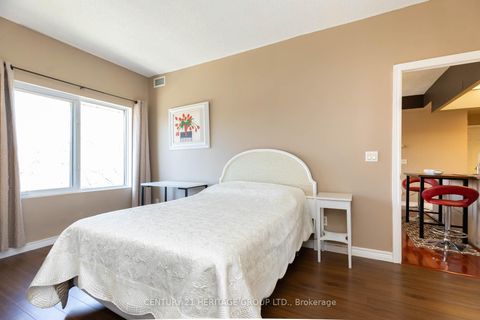 Photo 24 at 405 - 211 Randolph Road, Leaside, Toronto