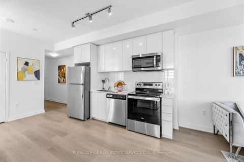 Photo 5 at 502 - 859 The Queensway, Queensway, Toronto