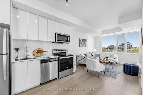 Photo 8 at 502 - 859 The Queensway, Queensway, Toronto
