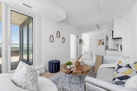 Photo 15 at 502 - 859 The Queensway, Queensway, Toronto