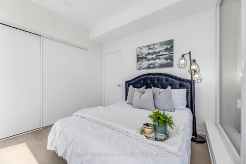 Photo 19 at 502 - 859 The Queensway, Queensway, Toronto