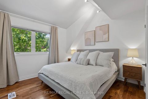 Photo 12 at 459 Ashdale Avenue, Coxwell, Toronto