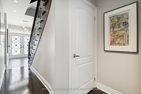 Photo 4 at 67 Bristlewood Crescent, Patterson, Vaughan
