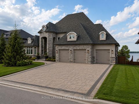Photo 1 at 39 Plunkett Court, Bayshore, Barrie
