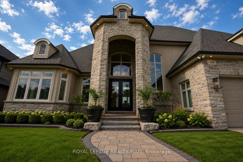 Photo 2 at 39 Plunkett Court, Bayshore, Barrie