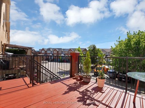 Photo 17 at 64 - 2758 Eglinton Avenue E, Eglinton East, Toronto