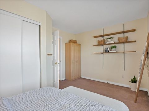 Photo 20 at 64 - 2758 Eglinton Avenue E, Eglinton East, Toronto