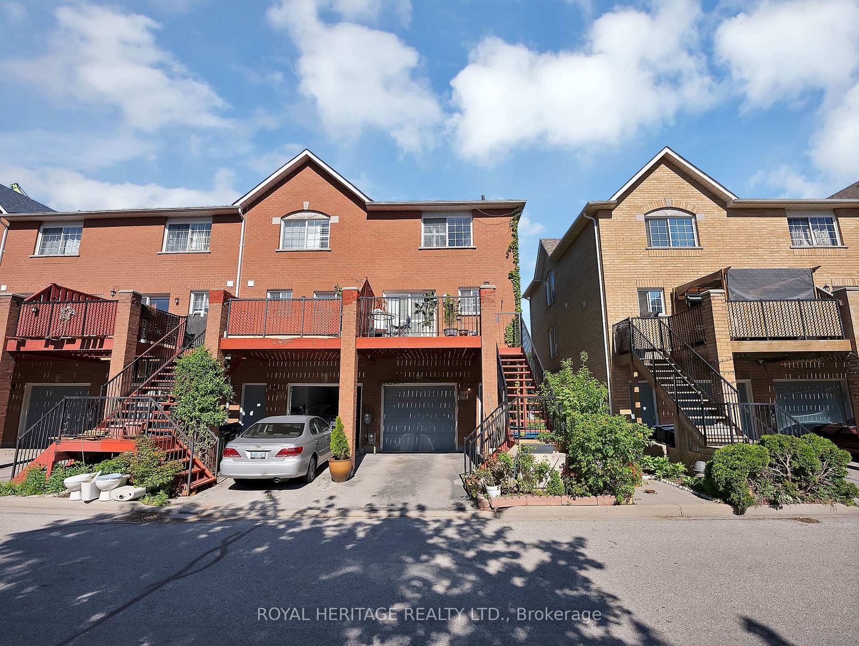 64 - 2758 Eglinton Avenue E, Eglinton East, Toronto 
