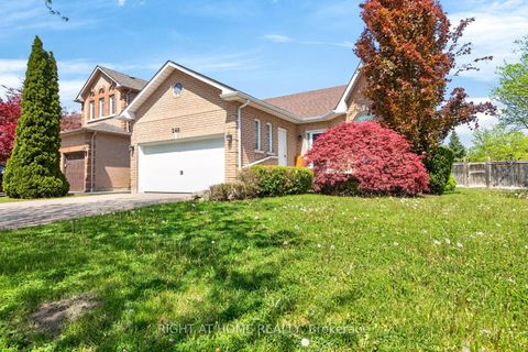 Photo 1 at 246 Caproni Drive, Maple, Vaughan