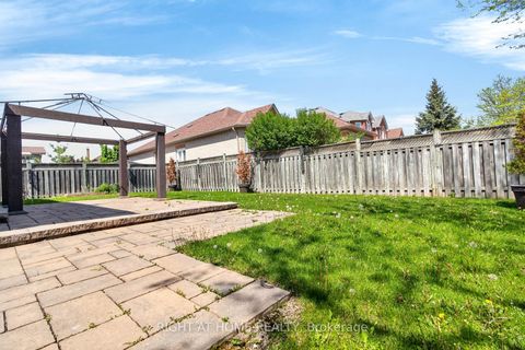 Photo 31 at 246 Caproni Drive, Maple, Vaughan