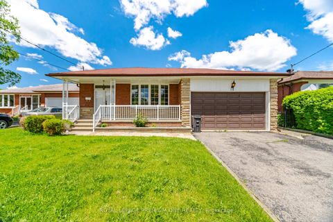 Photo 0 at 25 Islay Court, Humbermede, Toronto