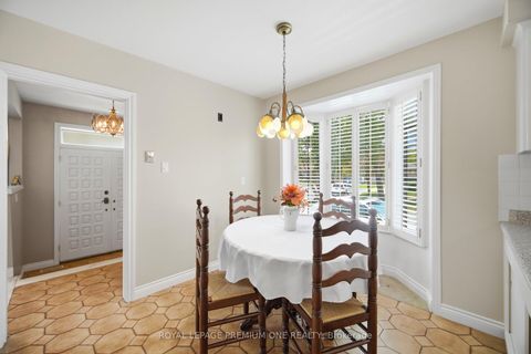 Photo 10 at 25 Islay Court, Humbermede, Toronto
