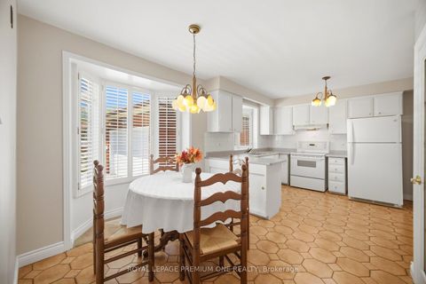 Photo 12 at 25 Islay Court, Humbermede, Toronto