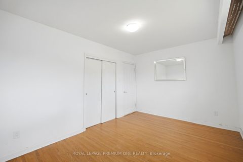 Photo 23 at 25 Islay Court, Humbermede, Toronto