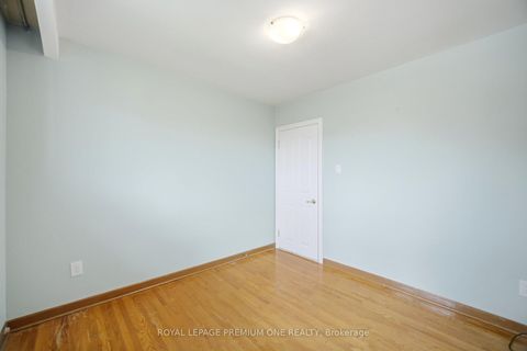 Photo 25 at 25 Islay Court, Humbermede, Toronto