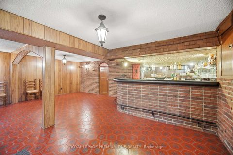 Photo 34 at 25 Islay Court, Humbermede, Toronto
