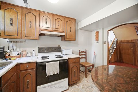 Photo 36 at 25 Islay Court, Humbermede, Toronto