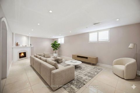 Photo 38 at 25 Islay Court, Humbermede, Toronto