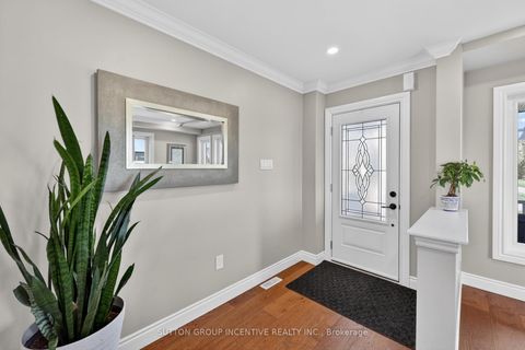 Photo 3 at 60 Succession Crescent, Shore, Barrie