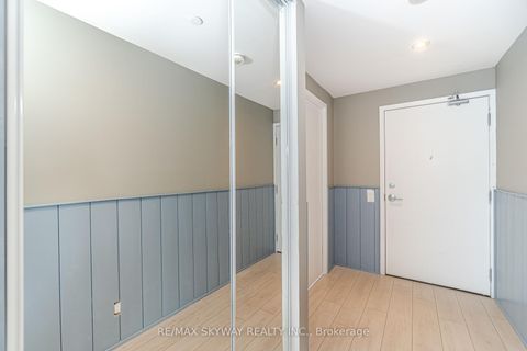 Photo 4 at 5702 - 5 Buttermill Avenue, Vaughan Corporate Centre, Vaughan