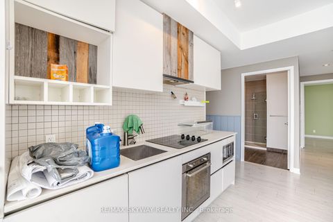 Photo 10 at 5702 - 5 Buttermill Avenue, Vaughan Corporate Centre, Vaughan