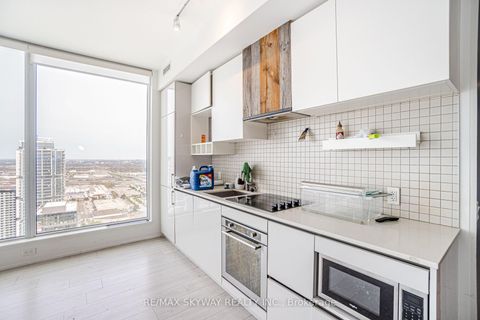 Photo 11 at 5702 - 5 Buttermill Avenue, Vaughan Corporate Centre, Vaughan