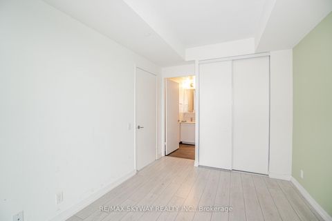 Photo 17 at 5702 - 5 Buttermill Avenue, Vaughan Corporate Centre, Vaughan