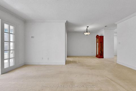 Photo 11 at 212 - 5418 Yonge Street, Willowdale West, Toronto