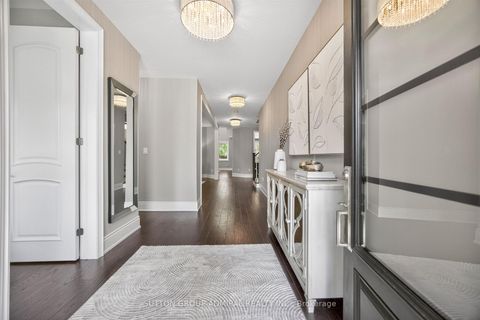 Photo 3 at 10 Thomas Noble Court, Nobleton, King