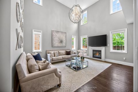 Photo 23 at 10 Thomas Noble Court, Nobleton, King