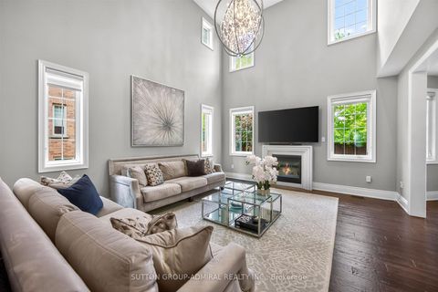 Photo 24 at 10 Thomas Noble Court, Nobleton, King