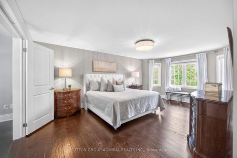 Photo 32 at 10 Thomas Noble Court, Nobleton, King