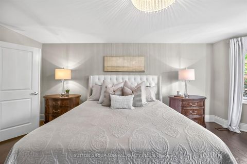 Photo 34 at 10 Thomas Noble Court, Nobleton, King