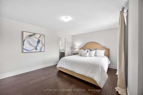 Photo 44 at 10 Thomas Noble Court, Nobleton, King